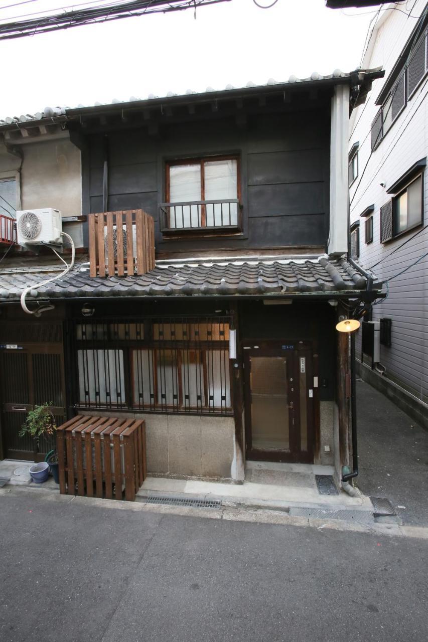 The Wonder At Stay-Machiya Karahori- Osaka Buitenkant foto